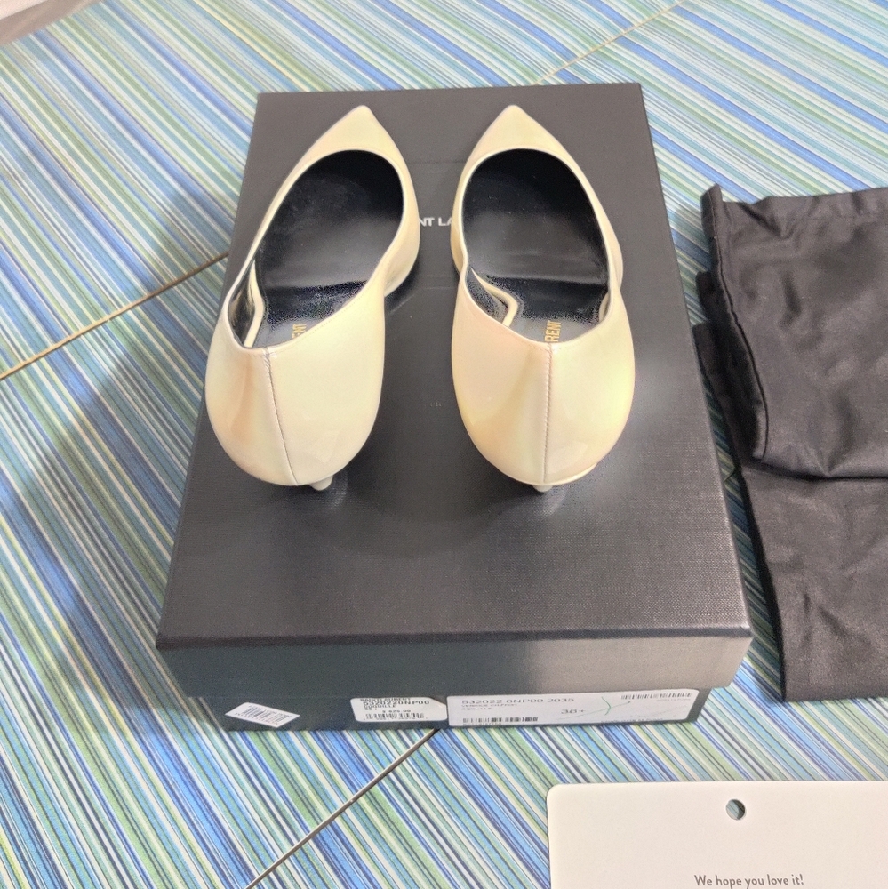 Saint Laurent, brand new, size 6 1/2 Charlotte 55 cream patent leather pump - Picture 3 of 8